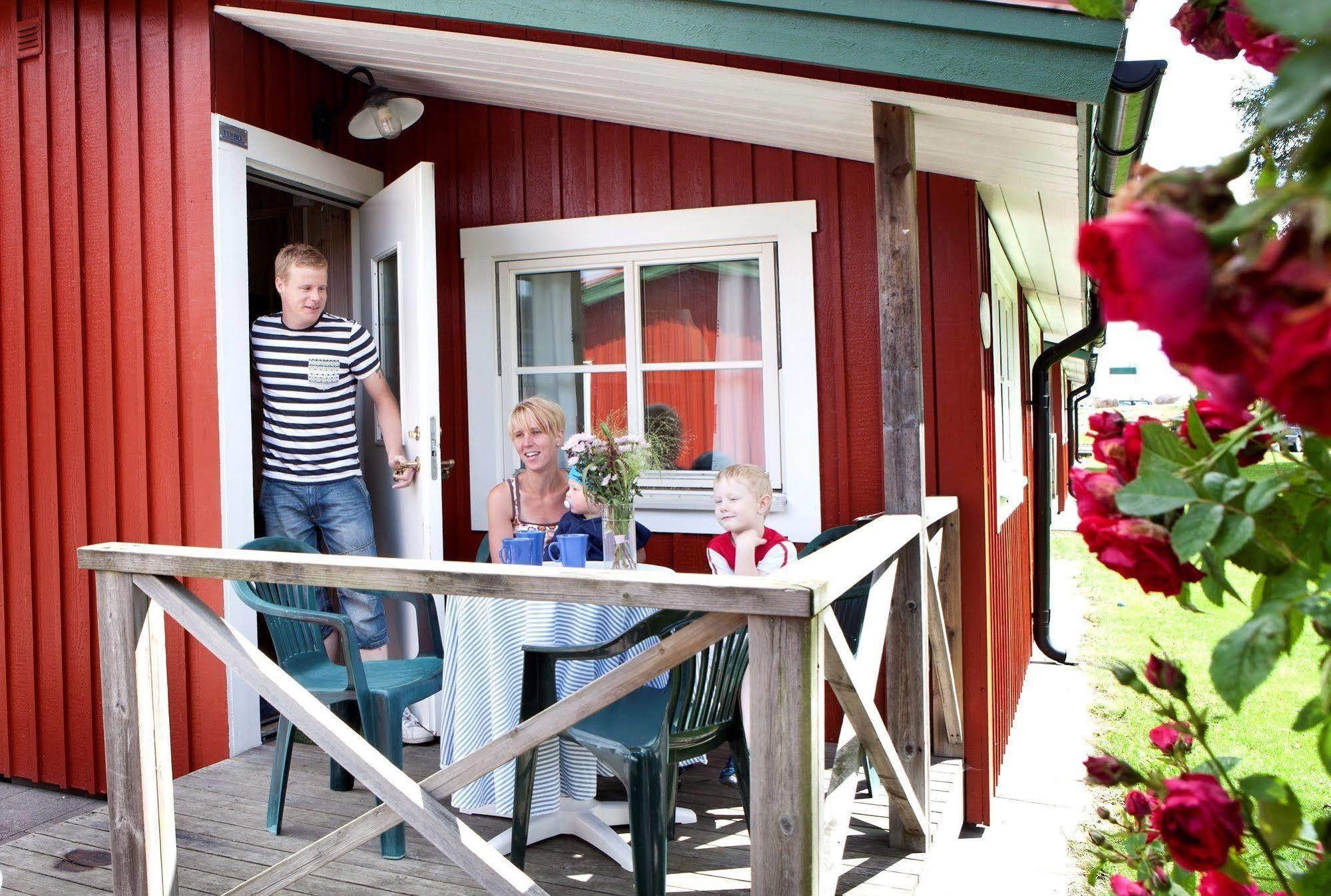 Kvibergs Vandrarhem & Stugby Gothenburg Exterior photo